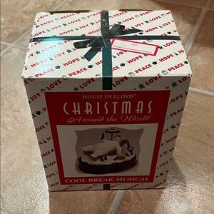 Vintage 1996 Coca-Cola HeritageCollection "Cool Break" polar bear musical figure